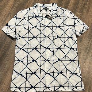 Brand new medium men’s express shirt